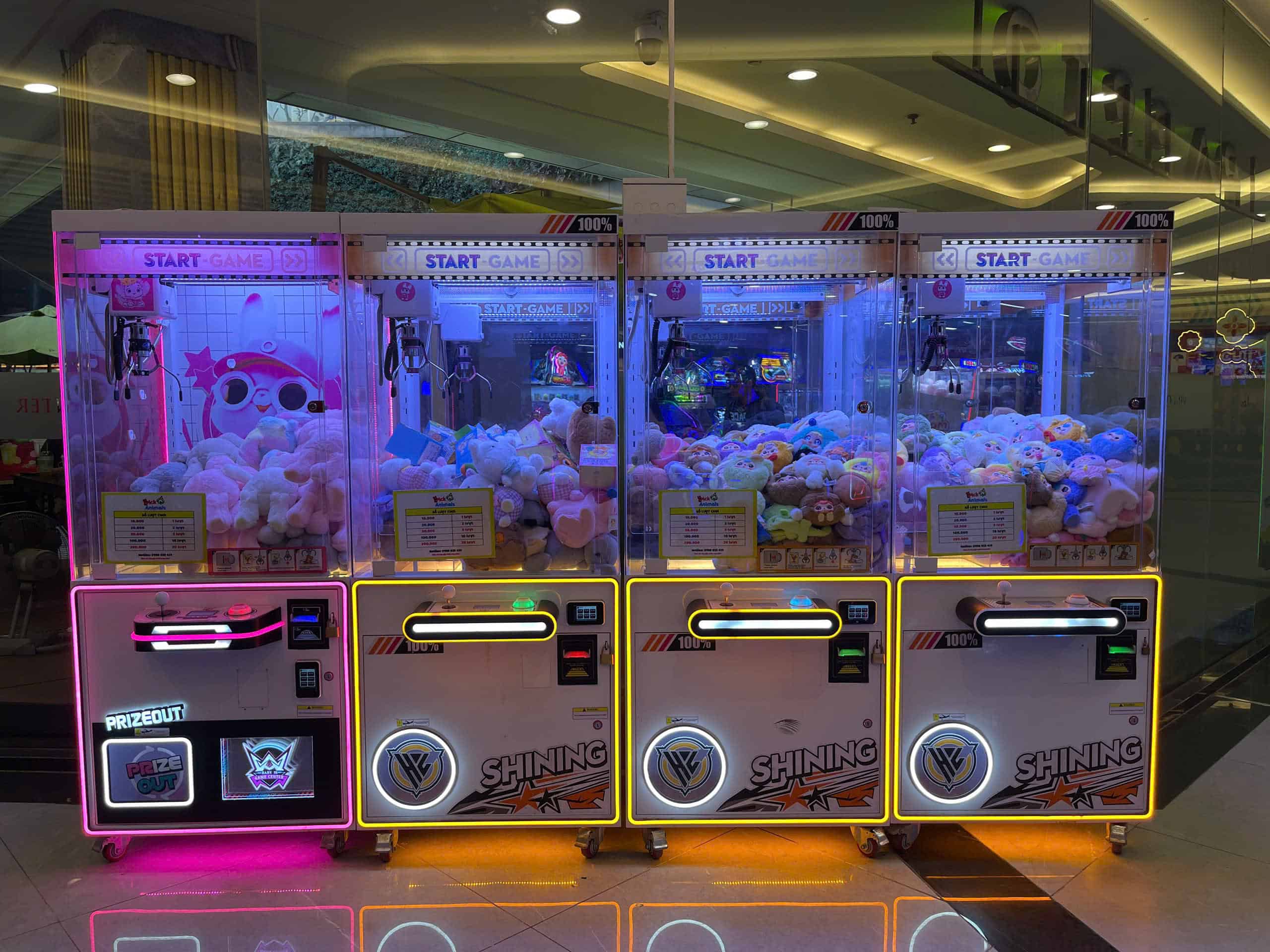 máy gắp thú thanh toán QR